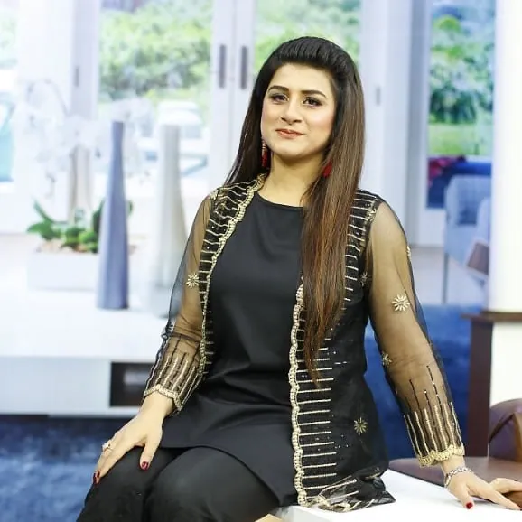 Sarwat Valim: The Charismatic Pakistani News Anchor